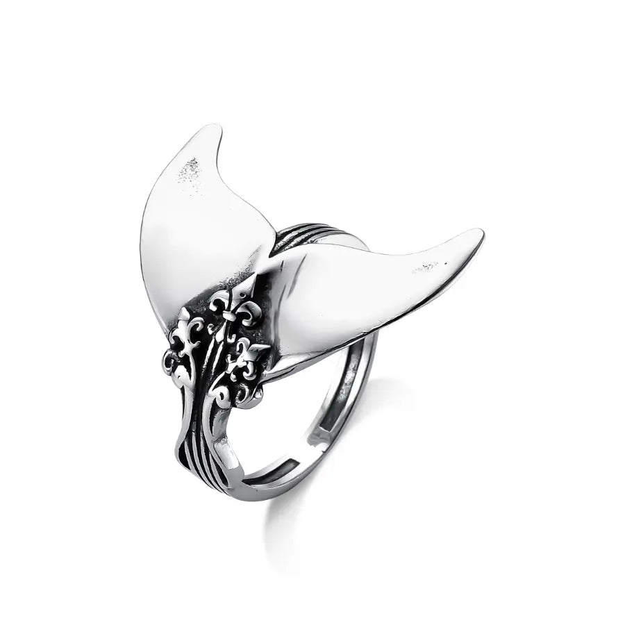 Detailed mermaid tail ring