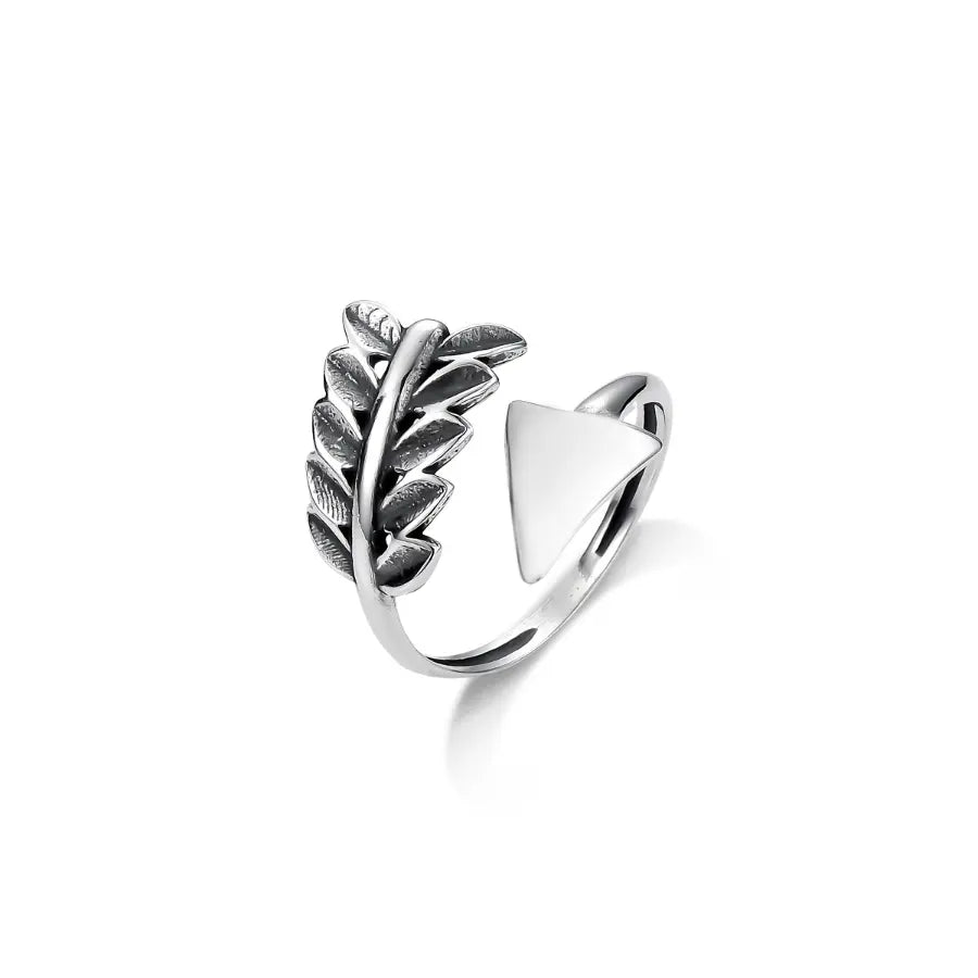 Adjustable boho arrow ring