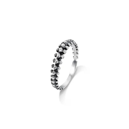Dot cluster ring