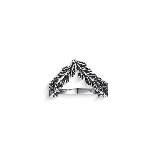 Chevron leaf pattern ring