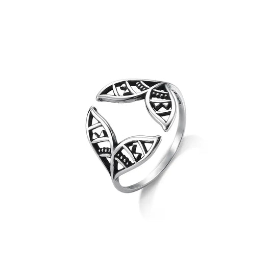 Adjustable mermaid tail ring
