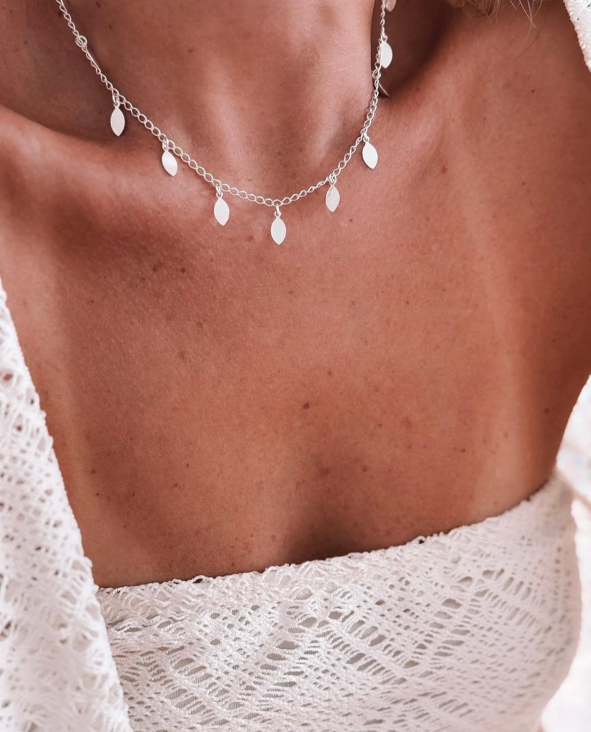 Minimalist Leaf Choker