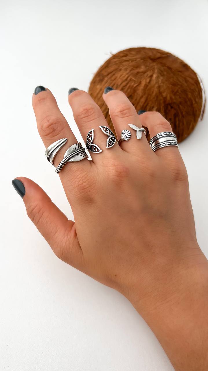 Adjustable Leaf Wrap Band