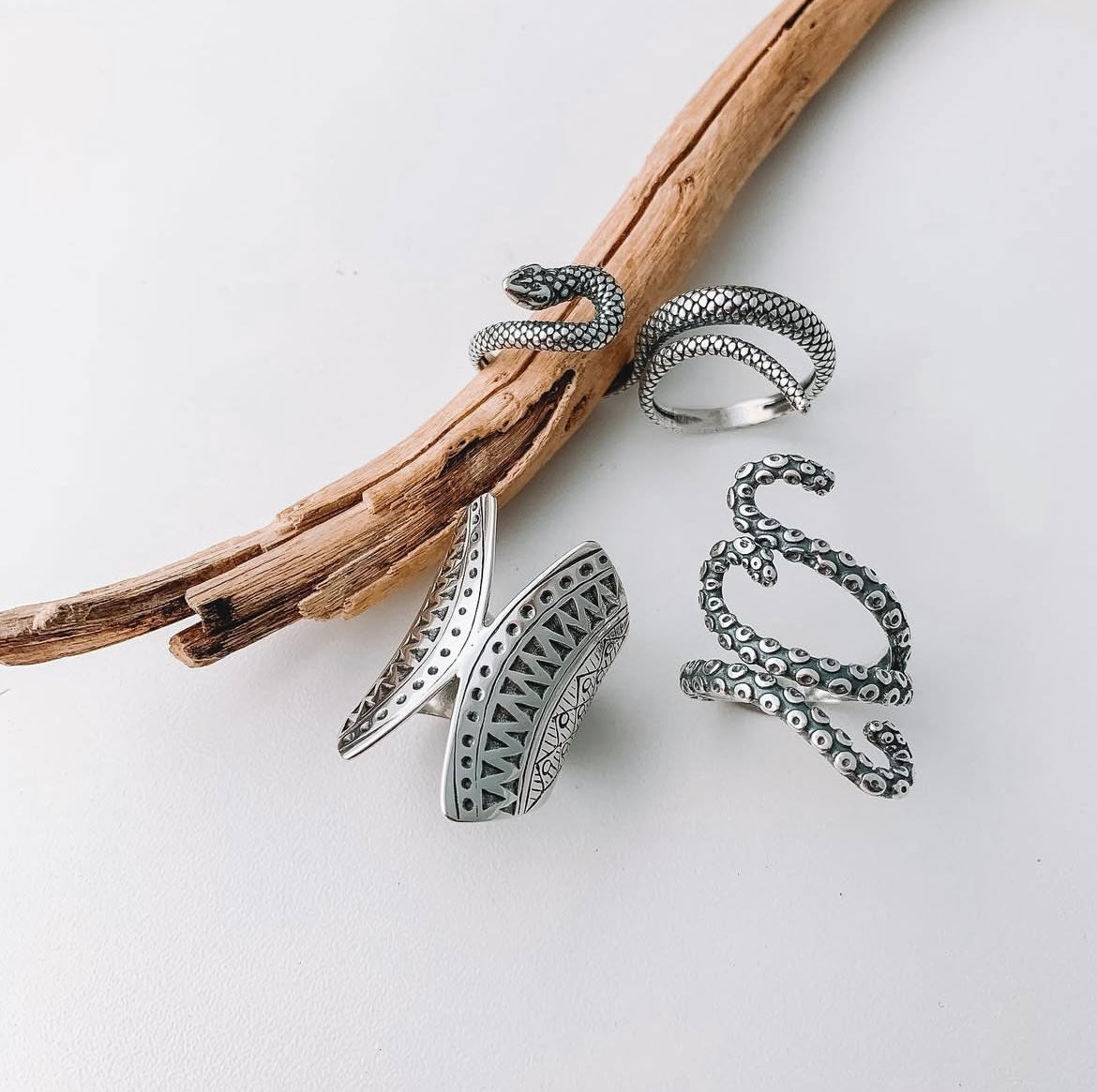 Adjustable Octopus Tentacle Ring